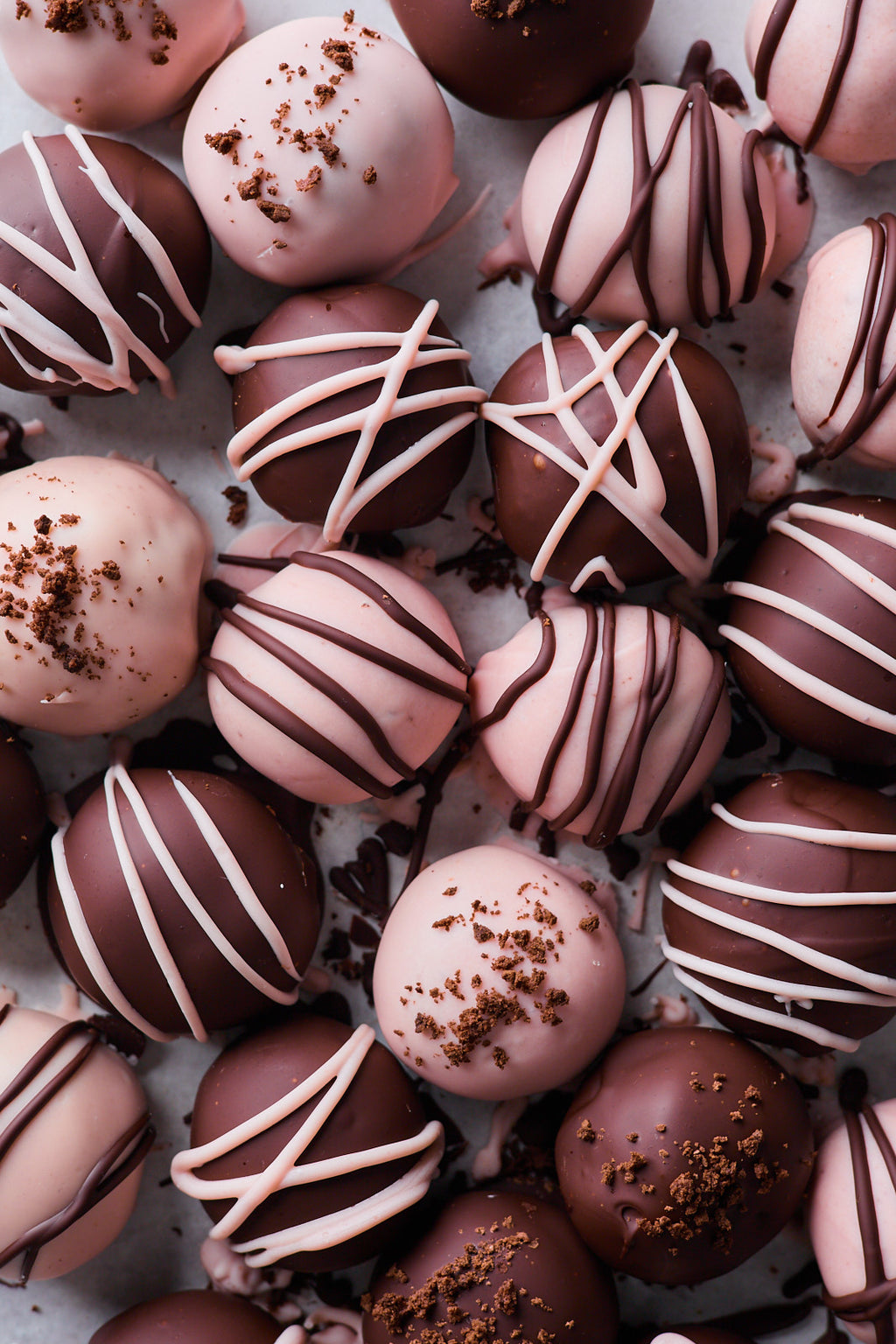Homemade chocolate pralines(shelled truffles)￼